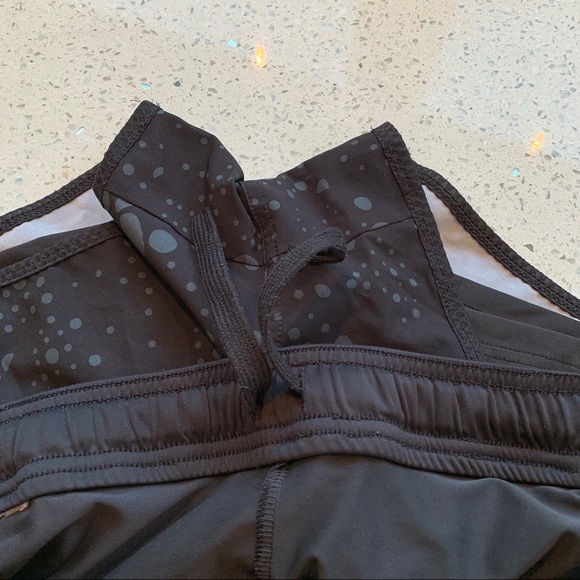 Adidas Patterned work out shorts with pockets - Picture 6 of 7